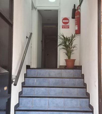 Albergue Cristina Habitaciones Con Bano Privado Y Mini Cocina Corralejo Exterior foto